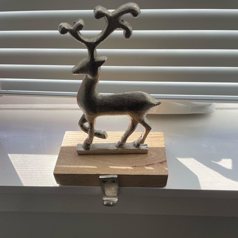 Silver Toned Metal Deer Reindeer Stocking Holder